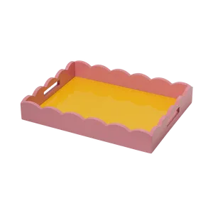 Plateau de laque rose et jaune à la mode avec bord ondulé mignon plateau de service brillant fait à la main pour la décoration intérieure moderne - Product Image 1
