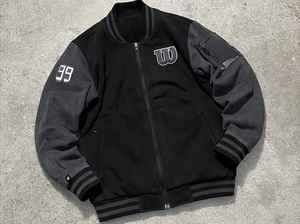 Chaqueta Universitaria Vintage Personalizable, 100% Lana, Reversible, Talla XS, Bordada, Botones de Mezclilla 3D, Servicio OEM Disponible - Product Image 2