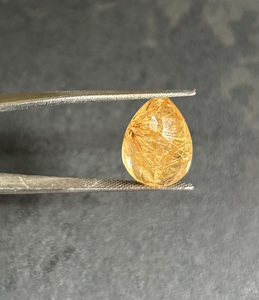 Pierre de Quartz rutilée dorée à facettes naturelles de qualité AAA Mélange de pierres précieuses en vrac taillées Taille personnalisable certifiée - Product Image 1