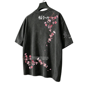 เสื้อยืดคอกลมแขนสั้นสีดำพิมพ์ลายกราฟิกดอกซากุระแบบวินเทจผ้าฝ้ายออร์แกนิกสไตล์ญี่ปุ่น - Product Image 2