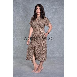 ชุดเดรสมิดิพิมพ์ลายดอกไม้สำหรับผู้หญิง, เดรสมิดิเดรสผ้าถักตกแต่งริมเอวธรรมชาติด้านหลังแบบดิจิตอลสำหรับฤดูใบไม้ร่วง - Product Image 3