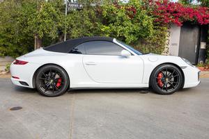 Porsche 911 Carrera 4S Cabriolet 2017 Usado en Buen Estado - Product Image 2