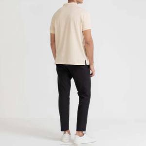 เสื้อเชิ้ตแขนสั้นผู้ชายแบบซิปครึ่งตัว ผ้าใยไผ่ 100% ระบายอากาศดี ดีไซน์ซิปด้านหน้า ขายส่ง - Product Image 4