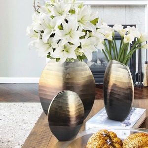 Jarrón con acabado brillante Negro de inspiración vintage con diseño elegante, perfecto para decoración moderna del hogar, mesa de comedor de oficina y entrada - Product Image 2