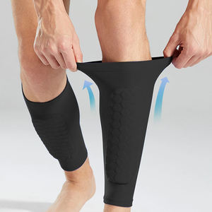 Espinilleras de Plástico Profesionales Ligeras Más Vendidas, Protección Integral para Fútbol, Inserción de Logotipo Personalizado - Product Image 6