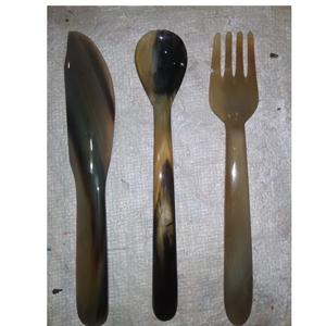 Cuillère en corne de buffle naturelle faite à la main de qualité d'exportation, manche long, écologique, non toxique, ustensile de cuisine et de salle à manger, poli lisse - Product Image 2