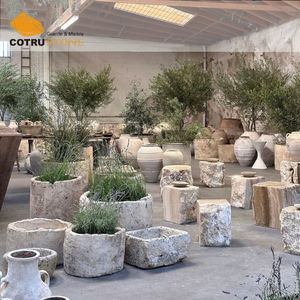 Vaso in Granito Naturale per Arredamento Esterno Giardino Parco Hotel Sculture e Intagli in Pietra Durevoli ed Ecologici per Giardino Esterno - Product Image 4