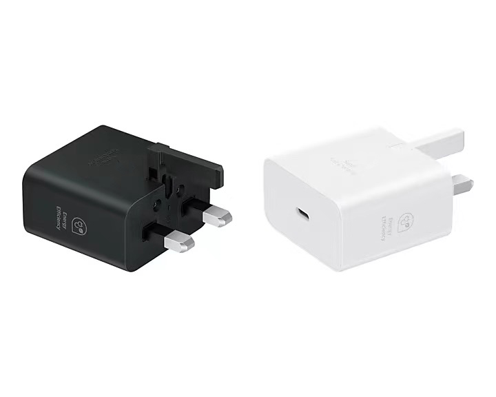 Adaptador blanco solamente, sin caja.