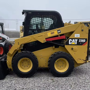Mini chargeuse sur pneus multifonctionnelle originale de 3 tonnes Skid Steer Cat 236D / 64hp disponible à la vente très bon marché - Product Image 1