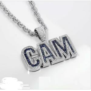 Pendentif de luxe en argent 925 avec diamant moissanite, bijoux hip-hop, élégant et tendance, disponible à la vente - Product Image 2