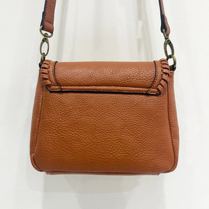 Bolso bandolera vintage de cuero genuino para mujer, diseño con solapa marrón, correa única, para uso diario. - Product Image 5