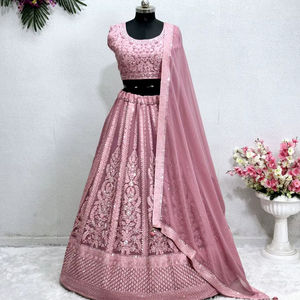 รองเท้าหนังแท้สำหรับเจ้าสาวในอินเดียและปากีสถาน - Product Image 1