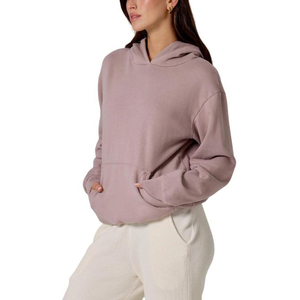 Capa de sudadera informal adecuada para días de transición, paseos por el parque, ejecutar tareas menores o mantener las cosas fáciles cuando se queda en casa más tiempo - Product Image 3