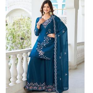 Ensemble de vêtements de fête Salwar Kameez avec des impressions numériques Kurta de longue longueur et un design Dupatta coordonné au meilleur prix - Product Image 1