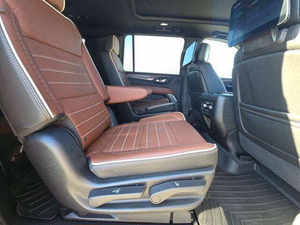 Yu-kon XL Denali Ultimate Estándar 2023 - Product Image 3