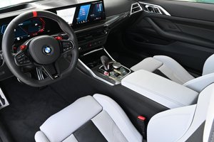 BM W M4 Competition xDrive Twin Turbo RWD d'occasion propre 2020 - Product Image 4