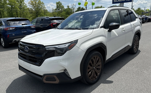 Usado 2025 Subaru Forester Sport W - Product Image 3