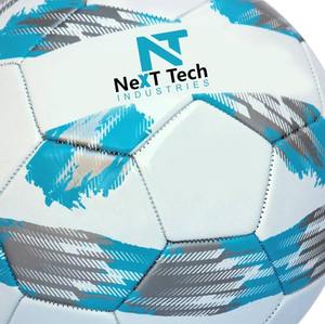 Balón de entrenamiento de fútbol de Next Tech Industries, material de PU para fines de entrenamiento con diseño personalizado y logotipo personalizado - Product Image 2