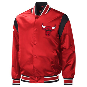 Vêtements d'équipe avec logos brodés Veste à bouton pression Bomber de mode pour homme Veste en gros Chenille et logos de broderie - Product Image 4