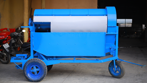 Máquina trilladora de arroz de alta productividad, 1500 kg/h, componente de núcleo de motor para cosechar granos de trigo, producto desgranador de África - Product Image 2