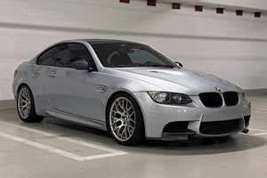 BMW M3 Coupé Usado del 2013 con Paquete de Competición y Motor V8 - Product Image 3