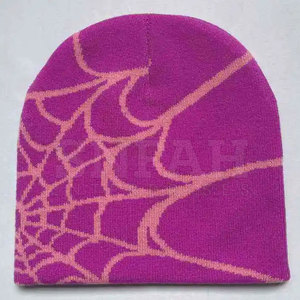 Gorros de punto de jacquard teñidos lisos de invierno cálidos de primera calidad con logotipos personalizados a precios al por mayor - Product Image 5