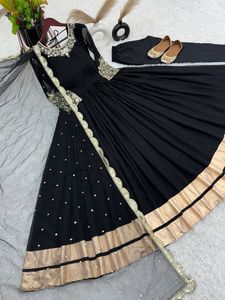 Nueva colección de diseñadores Heavy Georgette Sequence Vestido bordado y parte inferior con Secuencia de red pesada y borde de encaje Dupatta - Product Image 5