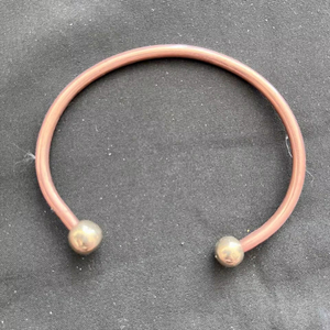 Pulseras de hiphop de acero inoxidable chapadas en cobre Unisex hechas a mano para hombre, cadenas de bordillo de mano impermeables, joyería de monedas para mujer para hombre - Product Image 1