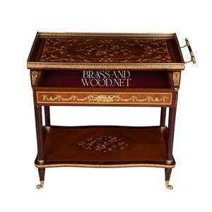 Chariot de service classique en bois massif avec incrustations décoratives et détails en laiton pour les intérieurs de luxe - Product Image 3