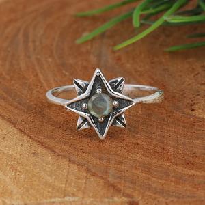 Anillo de labradorita natural Anillo de estrellas de plata de ley 925 Anillo de cóctel de plata oxidada Regalo para mujeres - Product Image 1