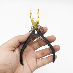 Alicates profesionales de acero inoxidable de alta calidad para extensiones de cabello, herramienta sostenible dorada y negra - Product Image 6