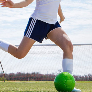 Équipement de protection de football unisexe durable en PVC/PU, logo personnalisé, service OEM - CLUBHUB INDUSTRIES, faible MOQ, prix raisonnable - Product Image 6