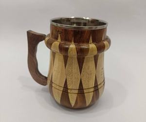 Tasse à bière en bois en acier inoxydable avec poignée vintage pour bar - Product Image 1