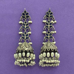 Pendientes Jhumki Hechos a Mano de Calidad de Exportación con Baño Oxidado - Comprar Ahora - Product Image 3