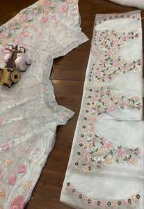 Belle 4 mètres de broderie évasée Double paillettes coupe travail Lehenga avec Can-Can et couches de toile - Product Image 5