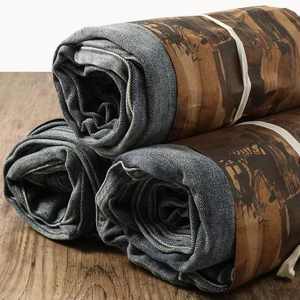 Vaqueros clásicos transpirables STRAIGHT Man: comodidad Premium, diseño elegante y denim duradero para la moda moderna para hombres. - Product Image 3