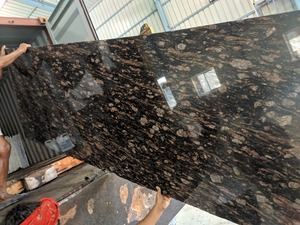 แผ่นกระเบื้องหินแกรนิตสีน้ำตาลบราซิลคุณภาพพรีเมี่ยมทันสมัยสำหรับรับประทานอาหารกลางแจ้งขัดพื้นผิวโบราณขัดด้าน - Product Image 6