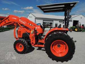 Tracteur agricole miniature 4x4 L4701 2022, 70 CV, moteur Massey, transmission 4x4, caractéristiques principales : pompe et boîte de vitesses - Product Image 2