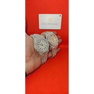 Reloj de lujo para hombre Iced Out de alta demanda para hombre con aspecto de diamante completo o uso en fiestas disponible a un precio asequible - Product Image 3