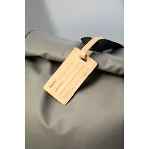 Étiquette de bagage personnalisée en bambou pour sacs fourre-tout promotionnels écologiques - Product Image 3