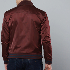 Veste universitaire bordeaux en satin pour hommes, tissu parachute, logo personnalisé, coque pour l'hiver, polyester imprimé - Product Image 4