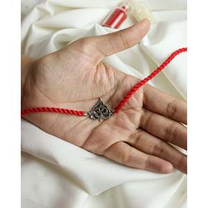 กำไลเงินแท้ 925 ลายใบโอมมหะเดว ดีไซน์หรูหรา สำหรับงานเฉลิมฉลองของน้องสาว - Product Image 1