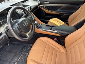 Utilisé 2020 Lex-us RC300 Base Très Propre - Product Image 3