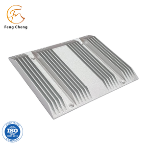 ชิ้นส่วนระบายความร้อนอะลูมิเนียมกลึง CNC ของไต้หวัน Feng Cheng สำหรับระบบระบายความร้อนอุปกรณ์อิเล็กทรอนิกส์ - Product Image 1