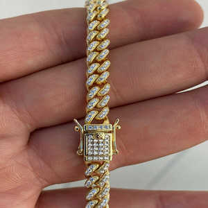 Collar de Mujer con Cadena Cubana Vintage de Plata 925 y Moissanita, con Forma de Número, Elegante, para Aniversarios y Ocasiones Especiales - Product Image 5