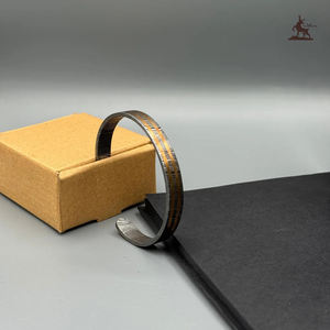 Brazalete de acero de Damasco vikingo moderno hecho a mano, brazalete de acero forjado Premium, anillo de juramento, regalo de joyería de aniversario personalizable - Product Image 5