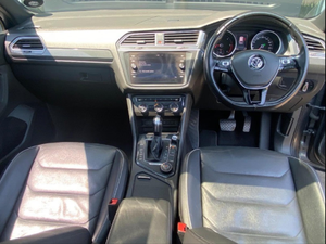 Auto Usado de Calidad a Precio Accesible, Volkswagen Tiguan 2020 2.0 TD-I Comfortline 4Motion, Automático, Volante a la Derecha - Product Image 2