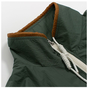 Veste de sport imperméable pour homme, coupe-vent à capuche avec logo personnalisé et fermeture éclair complète, vêtements d'extérieur d'hiver rose noir à blocs de couleurs - Product Image 5