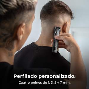 Tondeuse multifonction professionnelle pour corps et nez, longue autonomie, peignes réglables, coupe précise avec base de rangement et écran d'affichage - Product Image 4