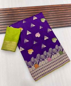 Chiffon Saree with <b>Brooches</b> and Stitched Blouse for Elegant Party Wear <b>Women</b> - Product Image 3